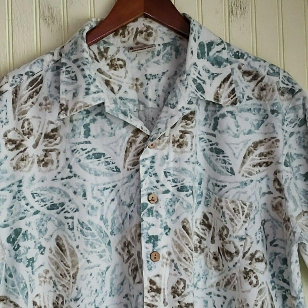 Maui Trading Company Shirt Mens XL White Hawaiian Short Sleeve Button Up Casual